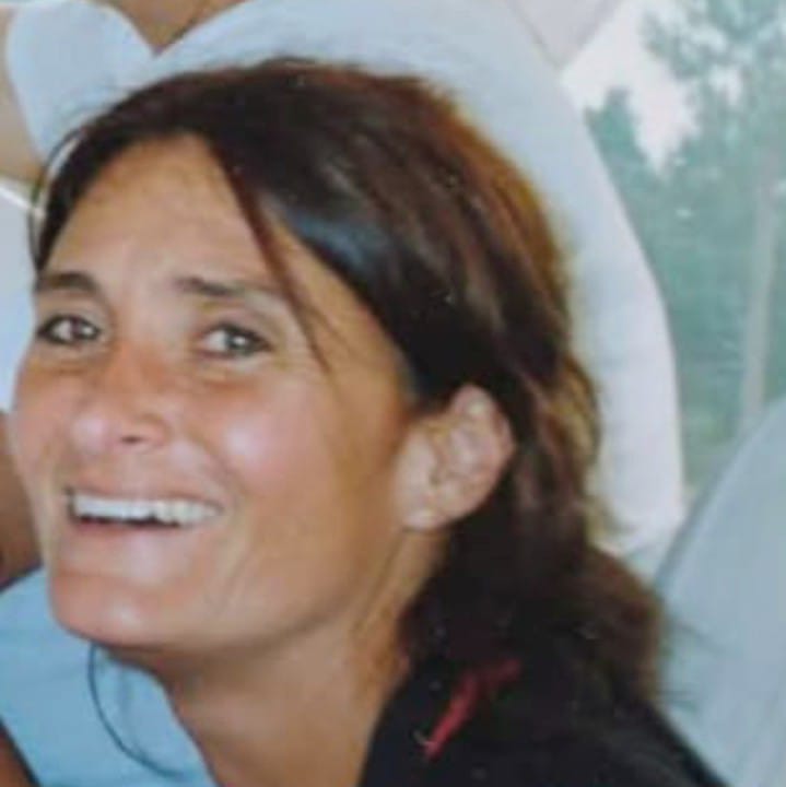 Vivian Hemsani